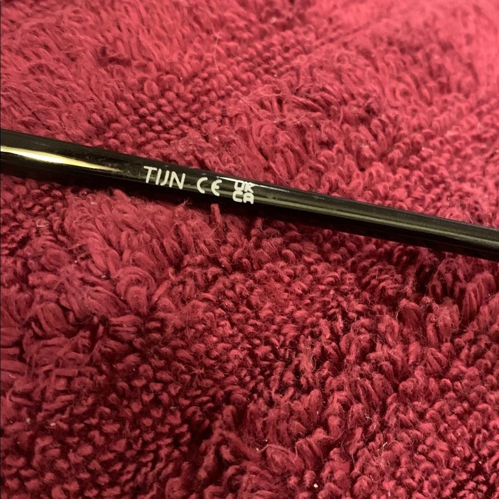 🌹TIJN • Premium Blue Light Blocking Retro Round Sunglasses with Red Lenses • EUC